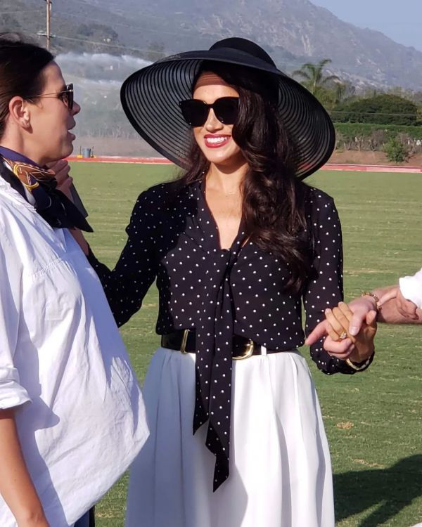 1054_0.jpg (77.7 Kb)