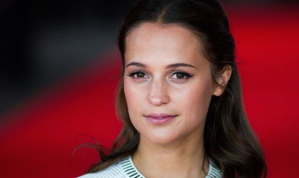 1230686_alicia-vikander.jpg (19.18 Kb)