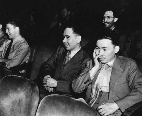 1940-movie-theater-behavior_10.jpg (37.53 Kb)