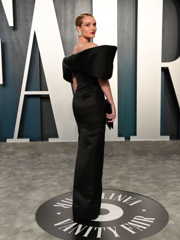 3915_r2.jpeg (.82 Kb)