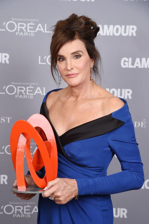 7-reasons-why-we-are-falling-in-love-even-harder-with-caitlyn-jenner-705102.jpg (61.07 Kb)
