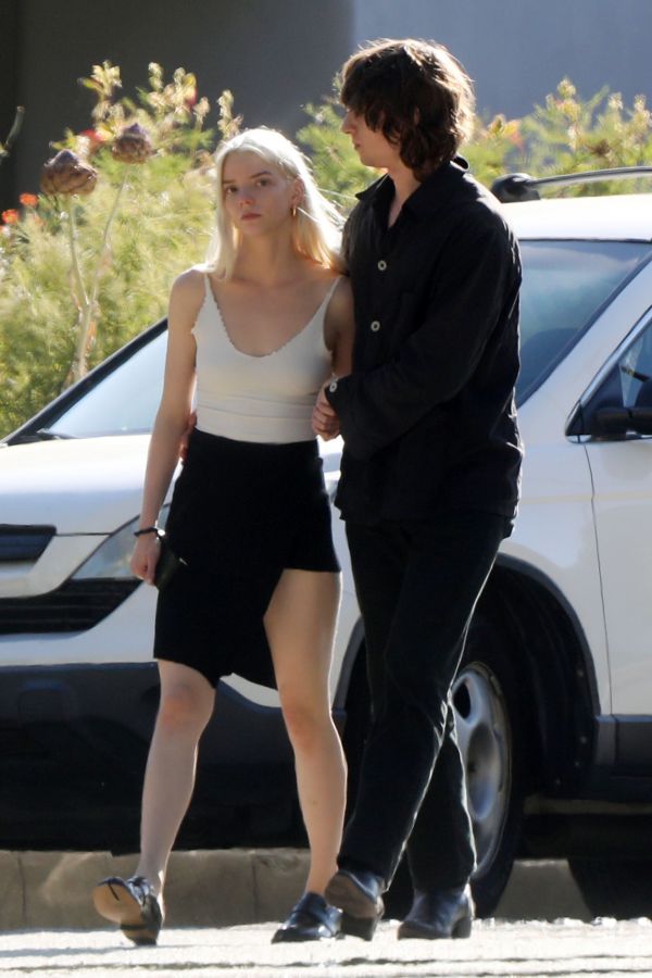 7084_3.jpg (65.99 Kb)