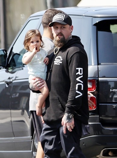 90_rqwfx1vde.jpeg (54.29 Kb)