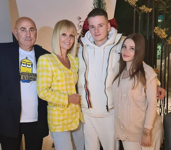 9582_yayayalrvapmppaapi.jpg (95.62 Kb)