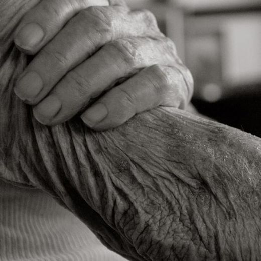 aged-human-body-100-years-old-centenarians-anastasia-pottinger-8.jpg (39.5 Kb)