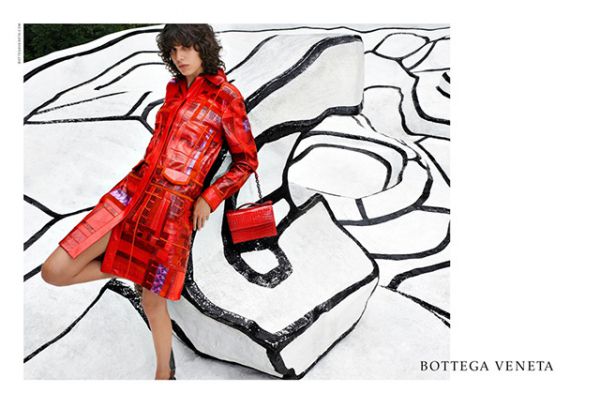 bottega-veneta-ss16-campaign-01.jpg (43.53 Kb)