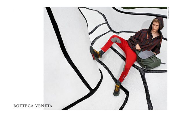 bottega-veneta-ss16-campaign-16.jpg (30.33 Kb)