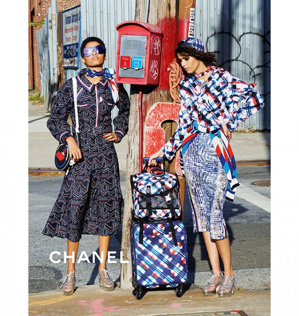 chanel-spring-summer-2016-ready-to-wear-campaign-sp-06.jpg (109.99 Kb)