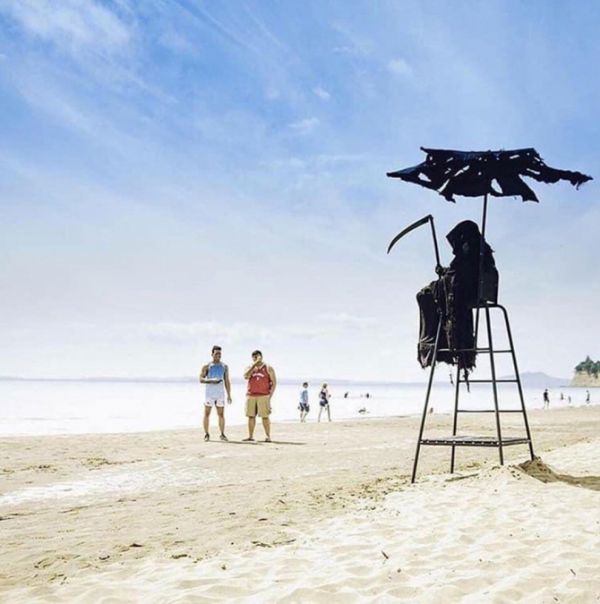 grim-reaper-florida-beaches-01.jpg (42.39 Kb)