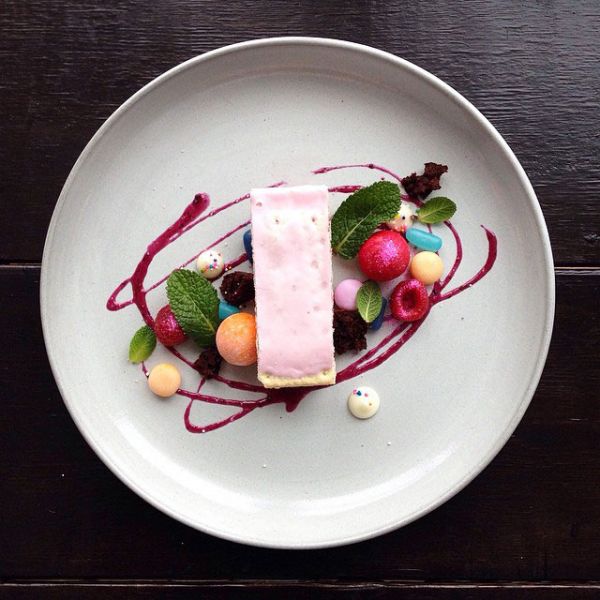 instagram-chef-jacques-la-merde-plating-junk-food-like-high-end-cuisine-4.jpg (58.94 Kb)