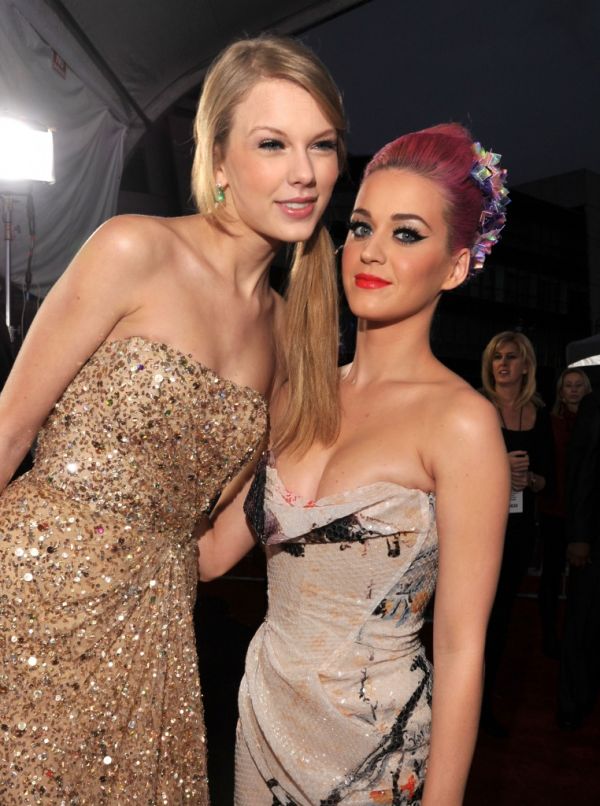 katy-perry-and-taylor-swift.jpg (81.62 Kb)