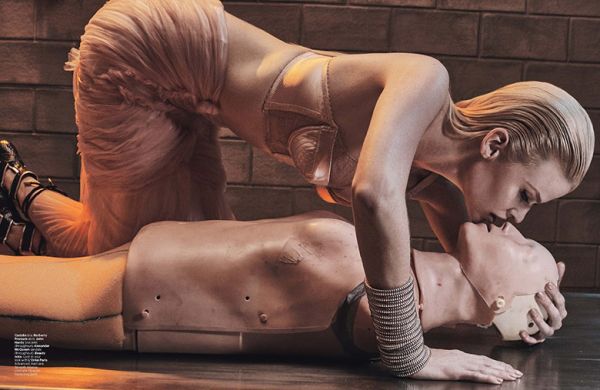 lara-stone-steven-klein-w-magazine-march-2015-02.jpg (41.07 Kb)
