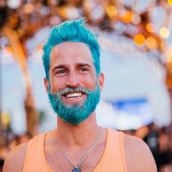 merman-colorful-beard-hair-dye-men-trend-15__605.jpg (45.19 Kb)