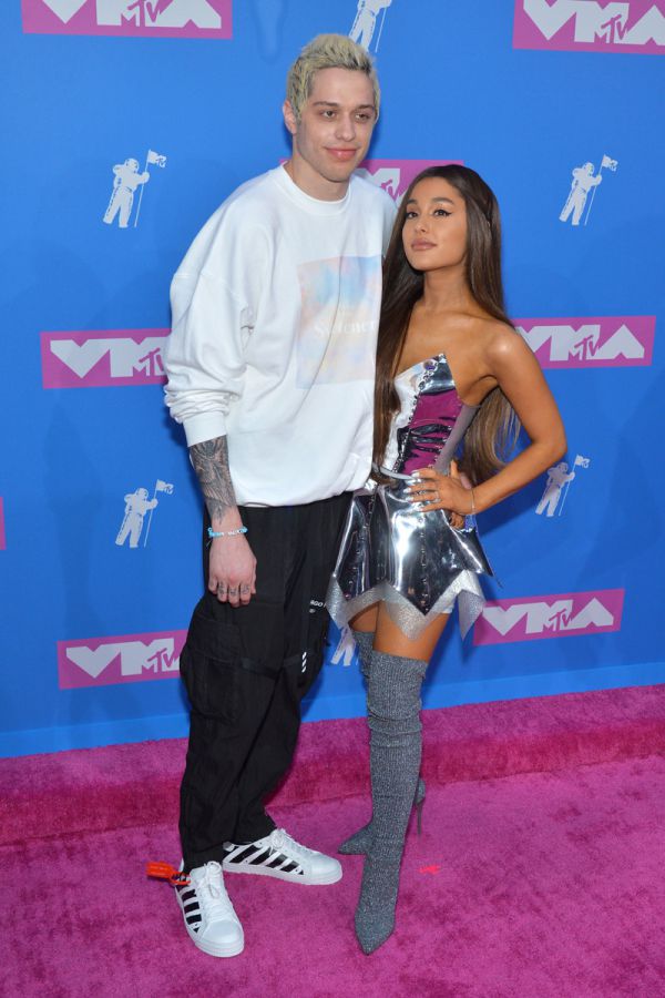 mtv-vma-2018-red-carpet-7.jpg (74.15 Kb)