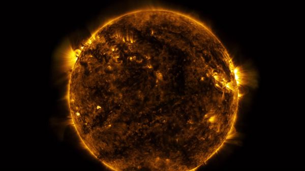 nasa-five-years-sun-surface.jpg (25.23 Kb)