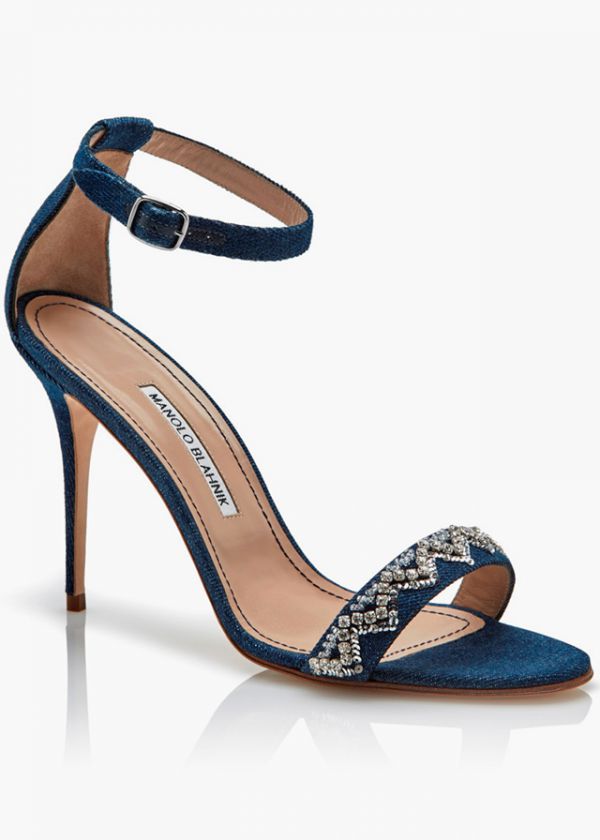 rihanna-manolo-blahnik-scoop-030316-02.jpg (42.19 Kb)