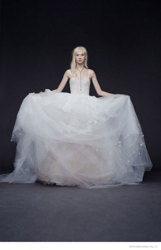 vera-wang-bridal-2015-fall-dresses06-774x1200.jpg (28.42 Kb)