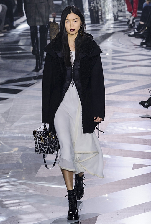 vuitton-rf16-0320.jpg (228.81 Kb)