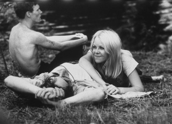 woodstock-women-fashion-1969-69__880.jpg (40.75 Kb)