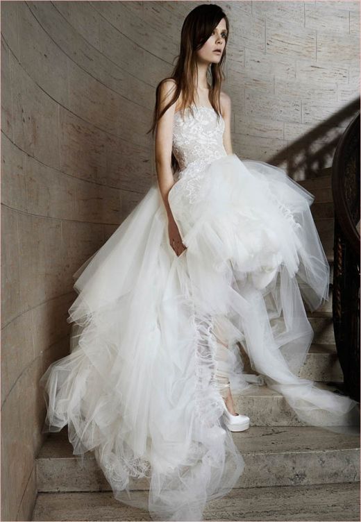 vera-wang-bridal-spring-2015-dresses12.jpg (59.01 Kb)