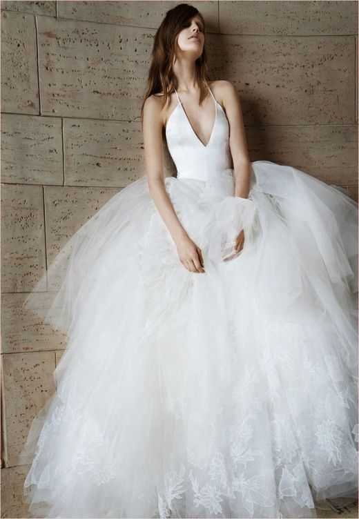 vera-wang-bridal-spring-2015-dresses14.jpg (54.68 Kb)