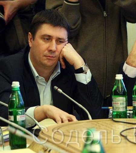 042214f-kyr3.jpg