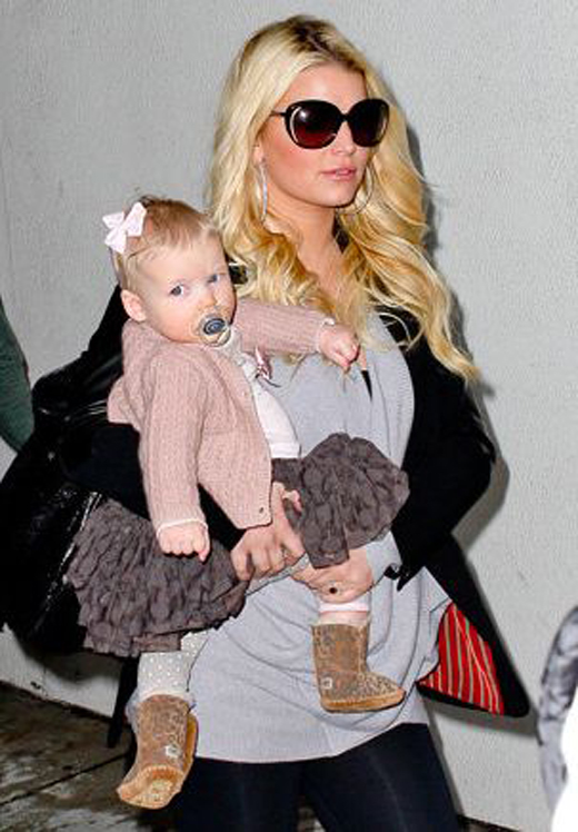 3652_jessica-simpson-pregnant.jpg (239.01 Kb)