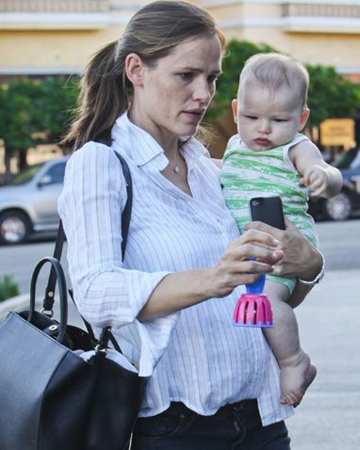 7618_ben-affleck-jennifer-garner-samuel-01.jpg (137.77 Kb)