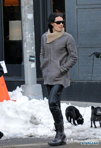 9803_rassel_brend.jpg (45.97 Kb)