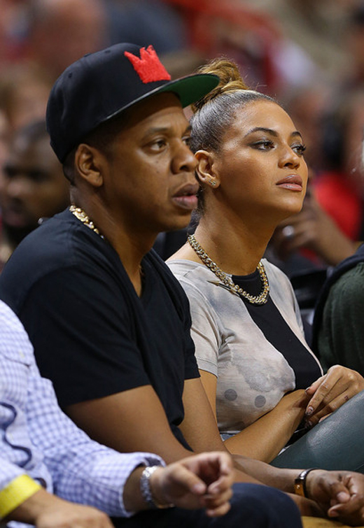 beyonceknowlesatlantahawksvmiamiheatajntm9wak6ll.jpg (263.17 Kb)