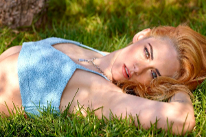 Крістен Стюарт позбулася свого блонду і з'явилася в новому образу (фото)