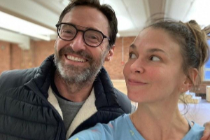 Х'ю Джекман вперше вийшов у світ з новою коханою (фото)