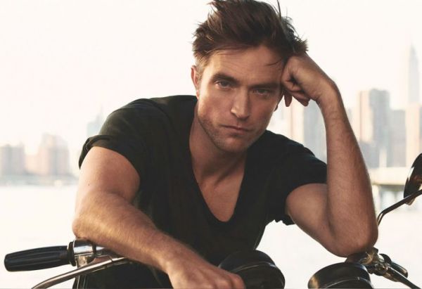 0036_robert_pattinson.jpg (27.05 Kb)