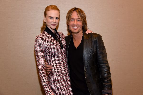 0269_nikol_kidman_i_kit_urban1.jpg (40.27 Kb)