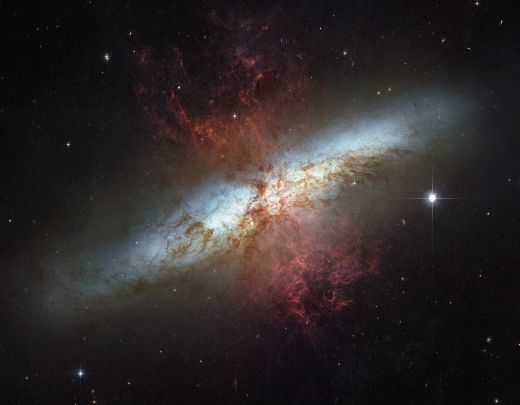 1280px-m82_hst_acs_2006-14-a-large_web.jpg (23.01 Kb)