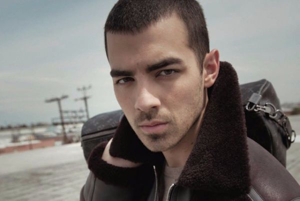 2308_dzho_dzhonas.jpg (26.75 Kb)