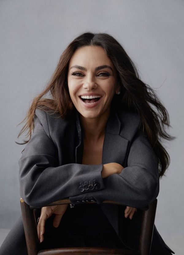 31_mila_kunis1.jpg (42.76 Kb)