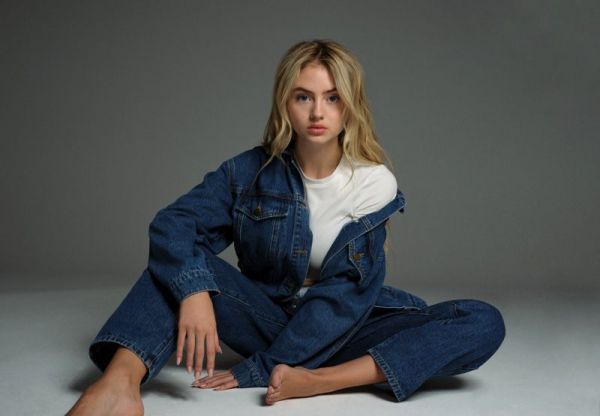 3286_leni_klum2.jpg (22.79 Kb)