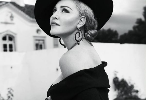 3619_madonna.jpeg (24.95 Kb)