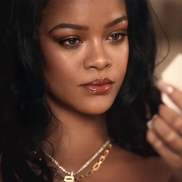 3640_rianna1.jpg (33.07 Kb)