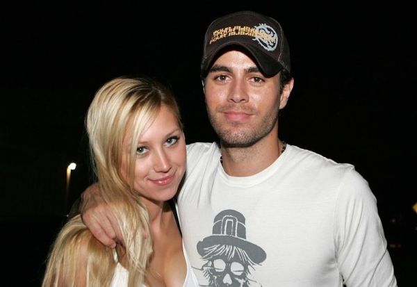 7847_anna_kurnikova_i_enrike_iglesias.jpeg (28.3 Kb)