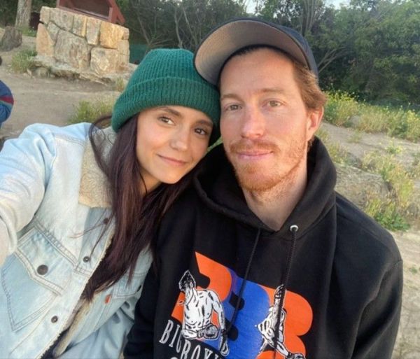 8065_nina_dobrev_i_shon_vait.jpg (.17 Kb)