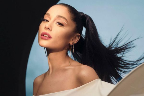 8416_ariana_grande2.jpg (23.91 Kb)