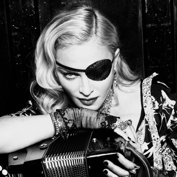 8559_madonna.jpg (77.33 Kb)