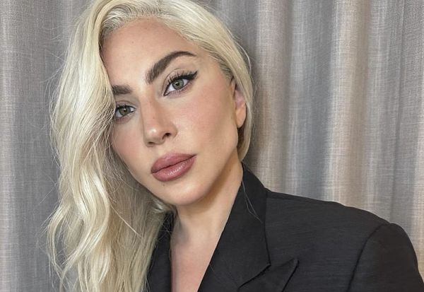 9260_ledi_gaga2.jpg (41.88 Kb)