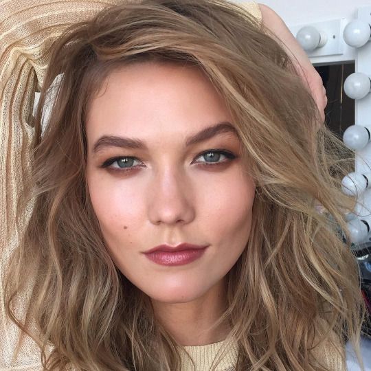 9288_karli_kloss.jpg (59.17 Kb)