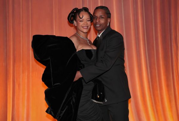 9715_rianna_i_aap_rocky1.jpg (27.94 Kb)