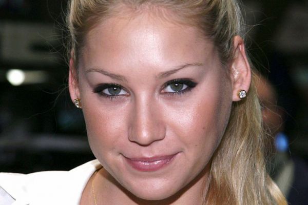 9977_anna_kurnikova.jpg (32.24 Kb)