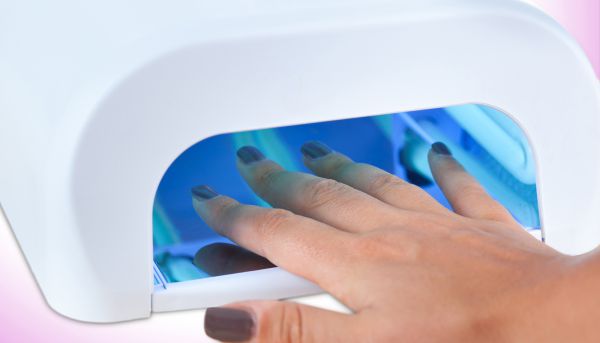 bigstock-uv-lamp-for-nails-47439424.jpg (16.8 Kb)