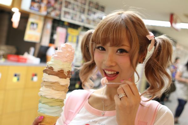 daily-chiko-nakano-icecream-08.jpg (37.03 Kb)